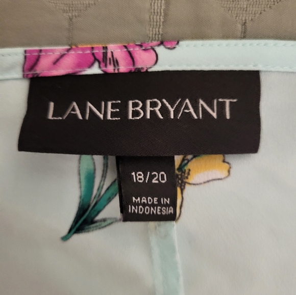 Lane Bryant Plus Size Floral Blouse - Picture 6 of 8